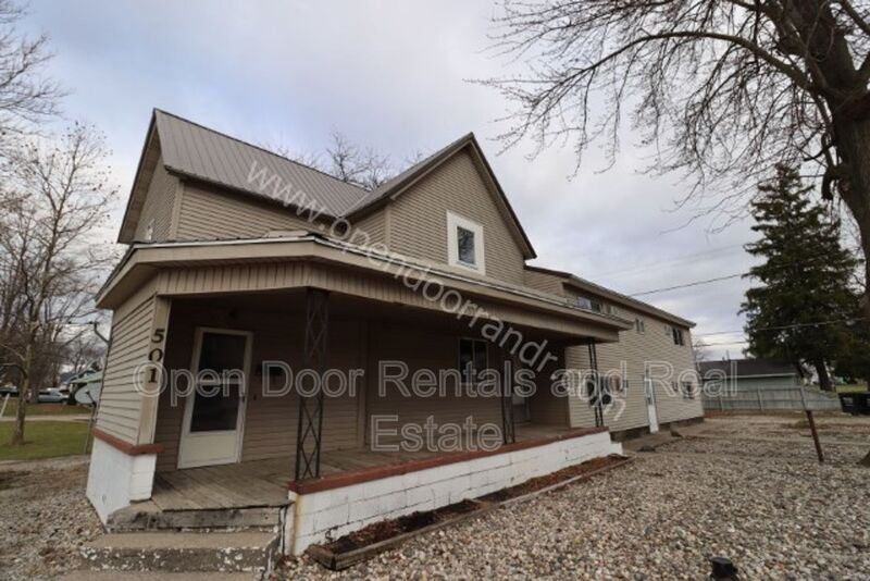 501 N Broadway St, Butler, IN 46721 Condo for Rent in Butler, IN