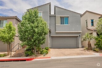 Building Photo - 44 Verde Rosa Dr