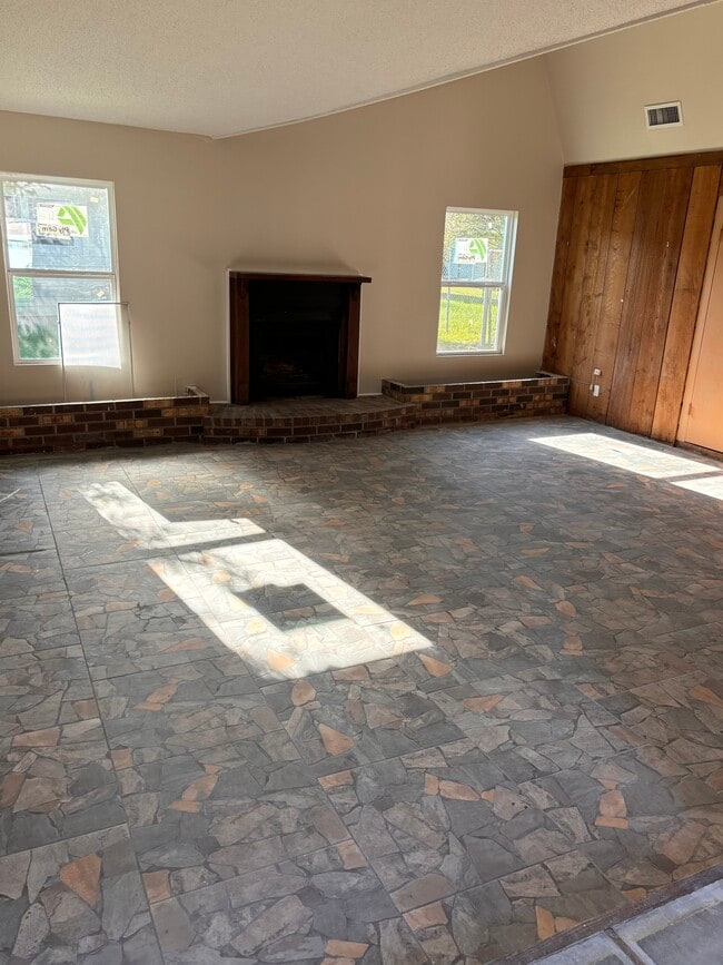 Building Photo - 2308 Tilley Cir