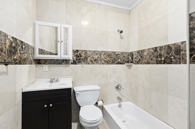 Foto del edificio - 264 Withers St