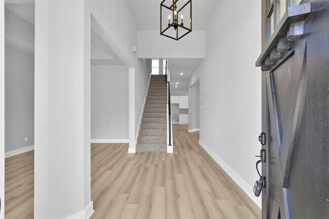 Foto del edificio - 28502 Tallow Rock Ln