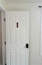 Building Photo - 2827 E 5th Ave