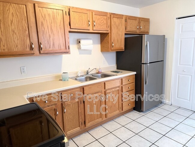 Building Photo - 2672 Bunn Dr