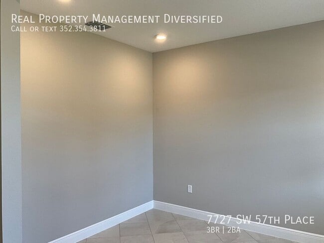 Foto del edificio - 7727 SW 57th Pl