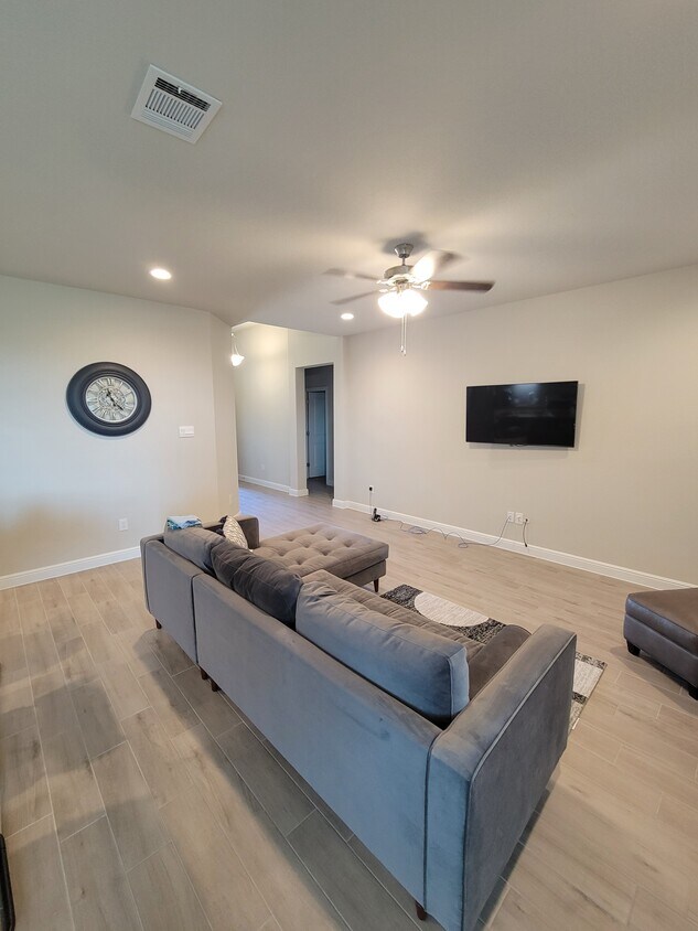 Photo - 11512 Harp Ln (Fort Worth, TX)