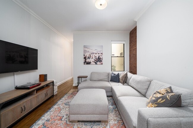 Foto del edificio - 257 12th St