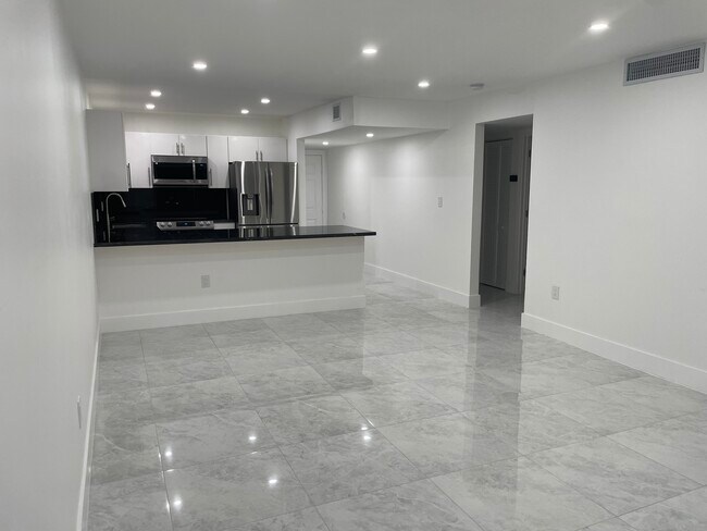 Living Area - 6070 W 19th Ave