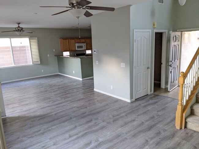 Building Photo - 8956 Aurora Bay Ct