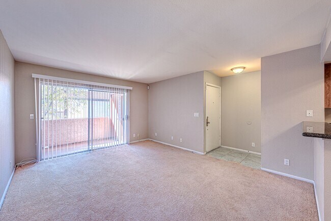 Foto del edificio - 1455 E Katie Ave