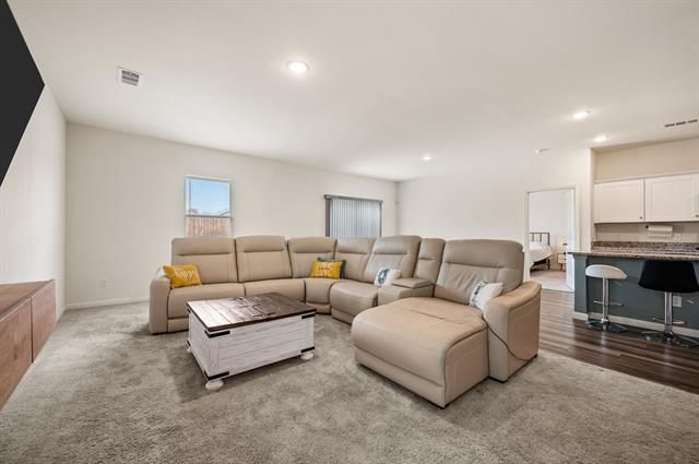 Foto del edificio - 4724 Swan Nck Dr