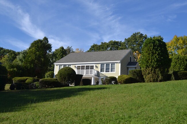 Building Photo - 1785 Great Pond Rd
