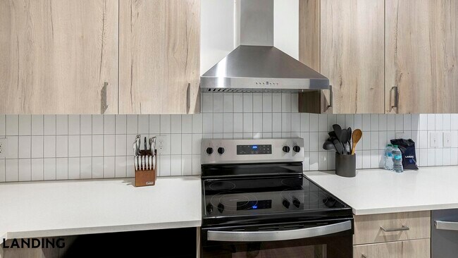 Foto del edificio - 560 Jack Clift Blvd