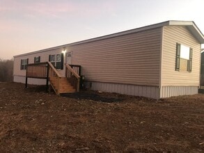 Building Photo - 5536 Conelson Rd