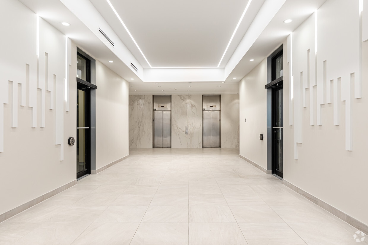 Primary Photo - The Vantage