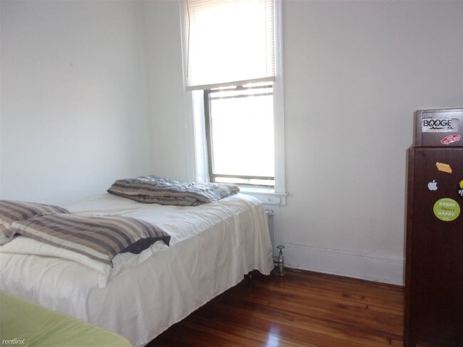 Building Photo - 3081 47th St