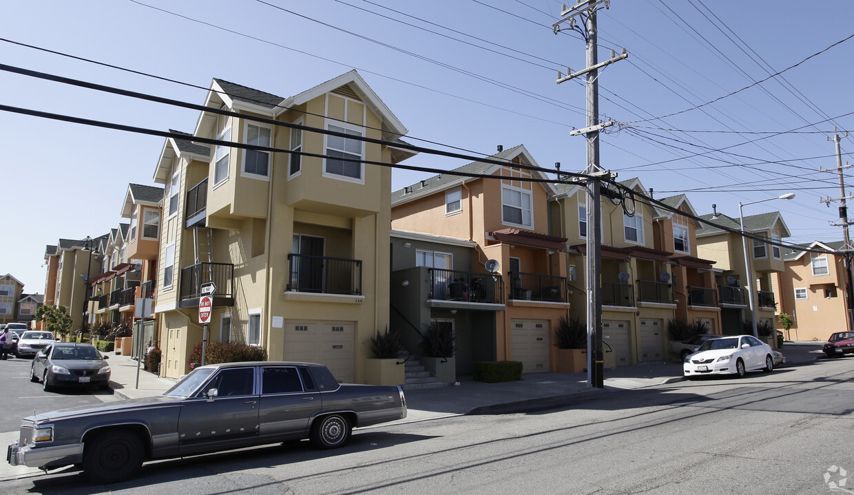 Foto del edificio - Heritage Homes