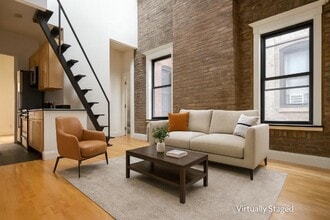 Building Photo - 336 E 18th St