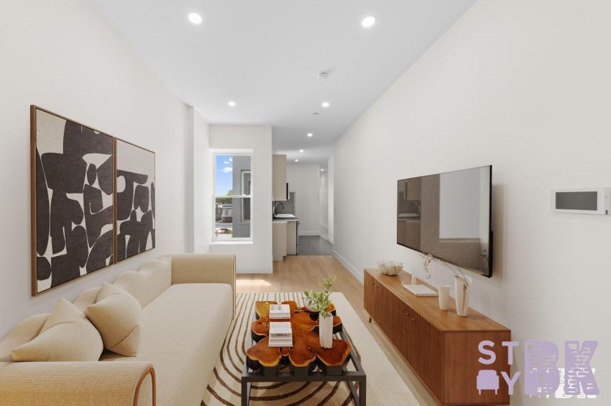 Foto principal - 3 bedroom in RIDGEWOOD NY 11385