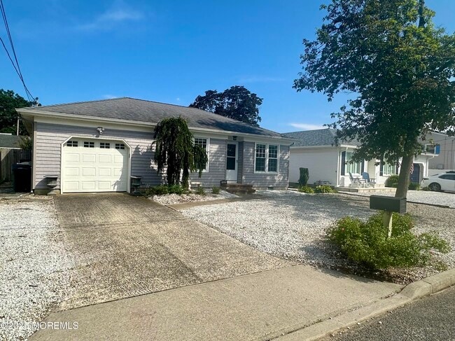 Foto del edificio - 1504 Ivy Rd
