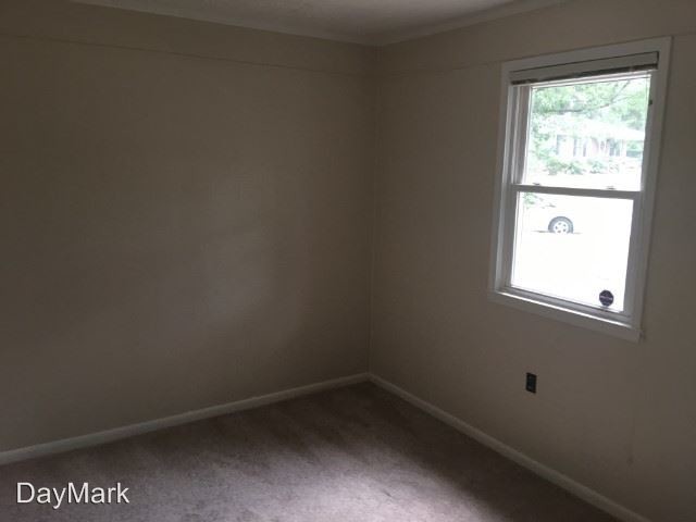 Building Photo - 3 br, 1.5 bath House - 2601 Downs Pl