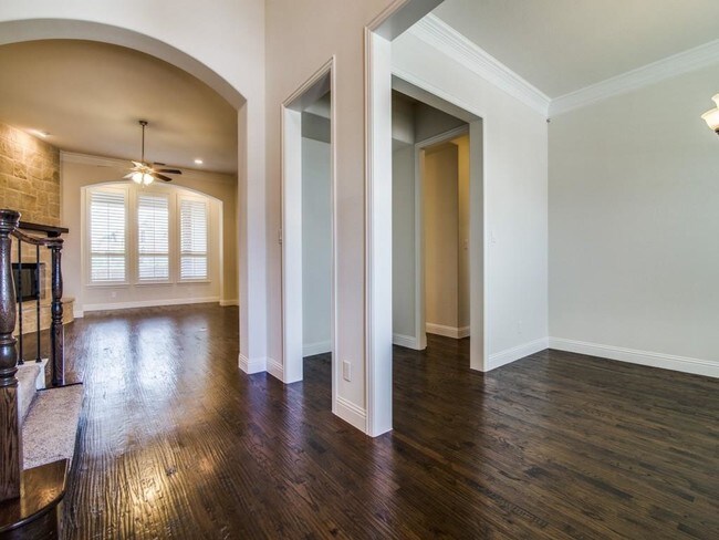 Building Photo - 3111 Gentry Dr