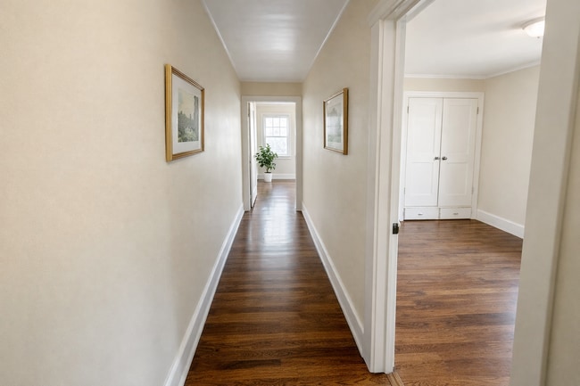 Building Photo - 3547 Winthrop Ave