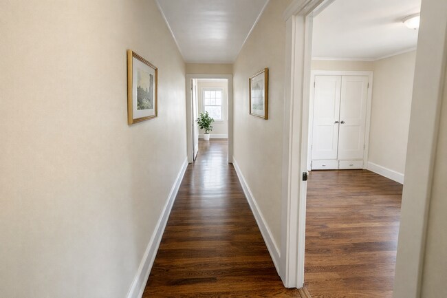 Foto del edificio - 3547 Winthrop Ave