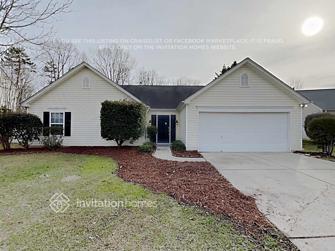Primary Photo - 4012 Edgeview Dr