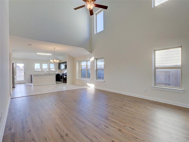 Foto del edificio - 7952 Castelardo Pl