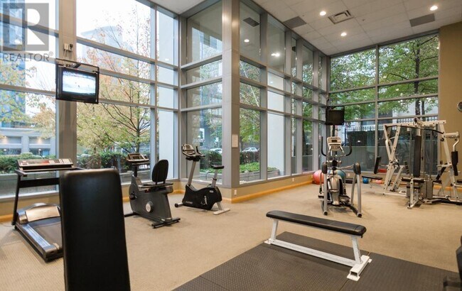 Photo du bâtiment - 1420-1420 W Georgia St