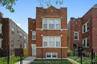 Building Photo - 5331 W Congress Pkwy