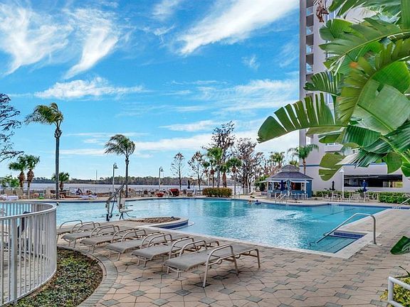 Building Photo - 13427 Blue Heron Beach Dr