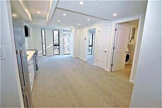 Building Photo - 41-26 44th St