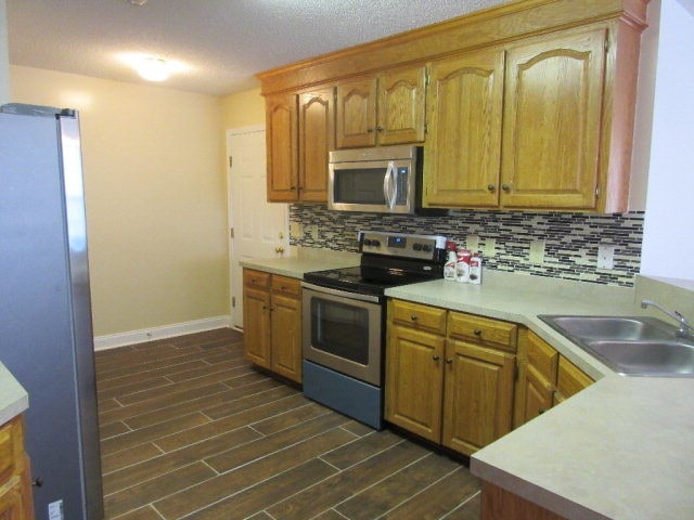 Building Photo - 3410 Beacon Dr