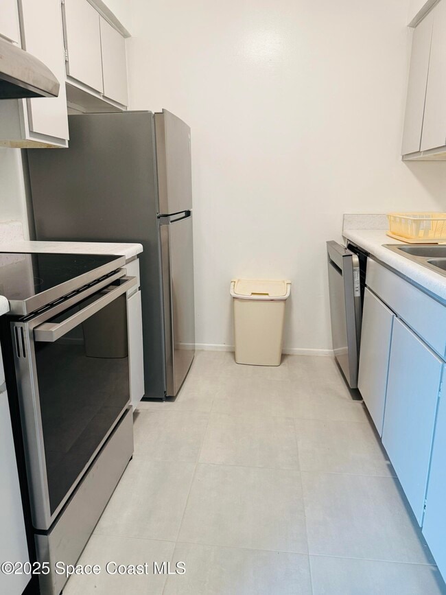 Building Photo - 4304 London Town Rd