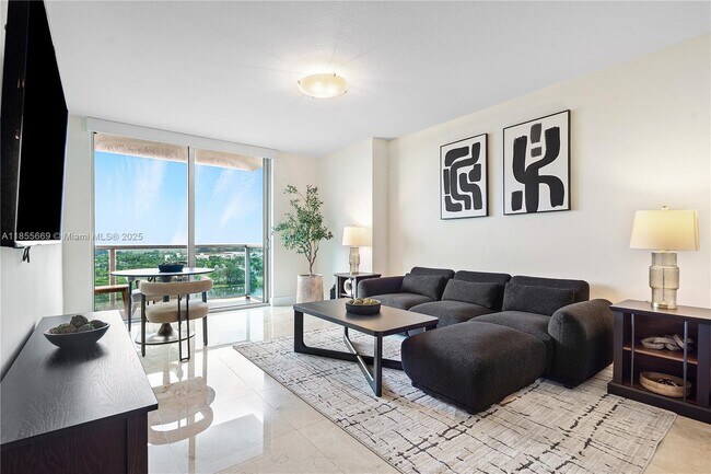 Foto del edificio - 2641 N Flamingo Rd