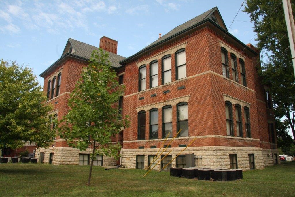 Building Photo - Horace Mann Apartments