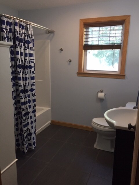 Baño - 9 Newbury St