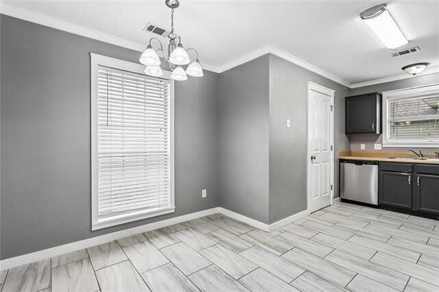 Foto del edificio - 57400 Oak Ave