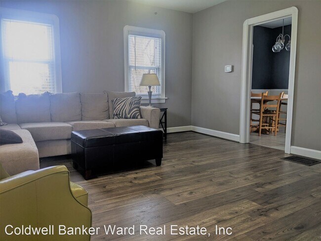 Building Photo - 2 br, 1 bath House - 228 Banning Ave