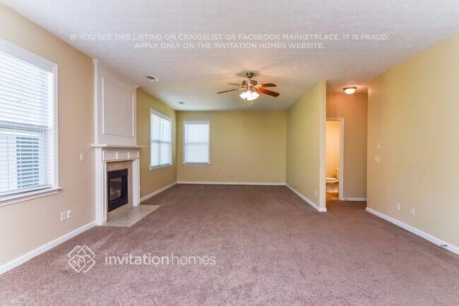 Foto del edificio - 3390 Cooper Woods Dr