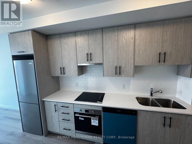 Photo du bâtiment - 461 Green Rd