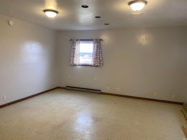 Foto del edificio - 6005 IN-205