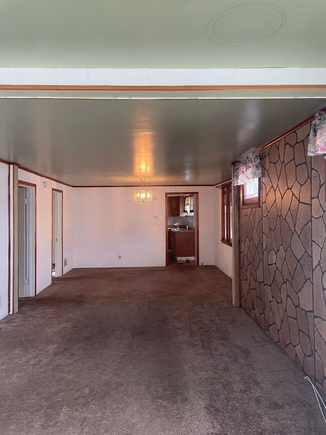 Foto del edificio - 320 Stockbridge Ave