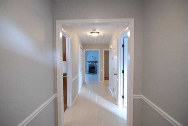 Building Photo - Fantastic one level 2 bedroom 2 bath Charl...