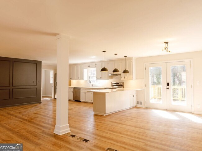 Foto del edificio - 95 Simpson Dr NE