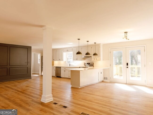 Photo - 95 Simpson Dr NE House