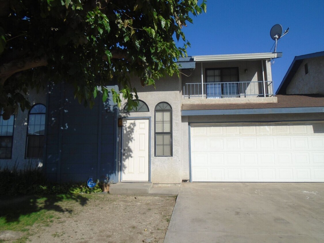 7817 S Laurelglen Blvd Unit C, Bakersfield, CA 93309 Room for Rent in Bakersfield, CA