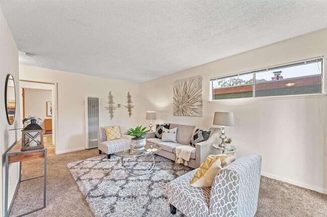 Foto del edificio - Utilities Included! Montclair 1BD/1BA w/ Parking & Private Deck