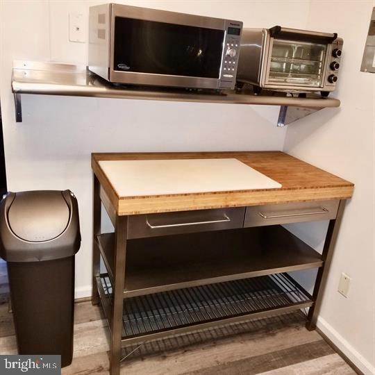 Foto del edificio - 11835 Shire Ct